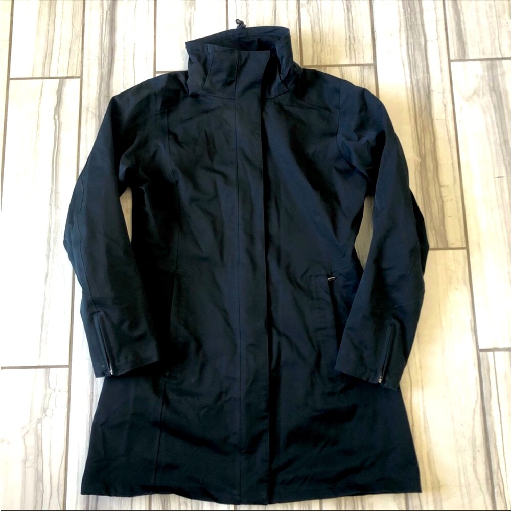 Patagonia H2No shell parka